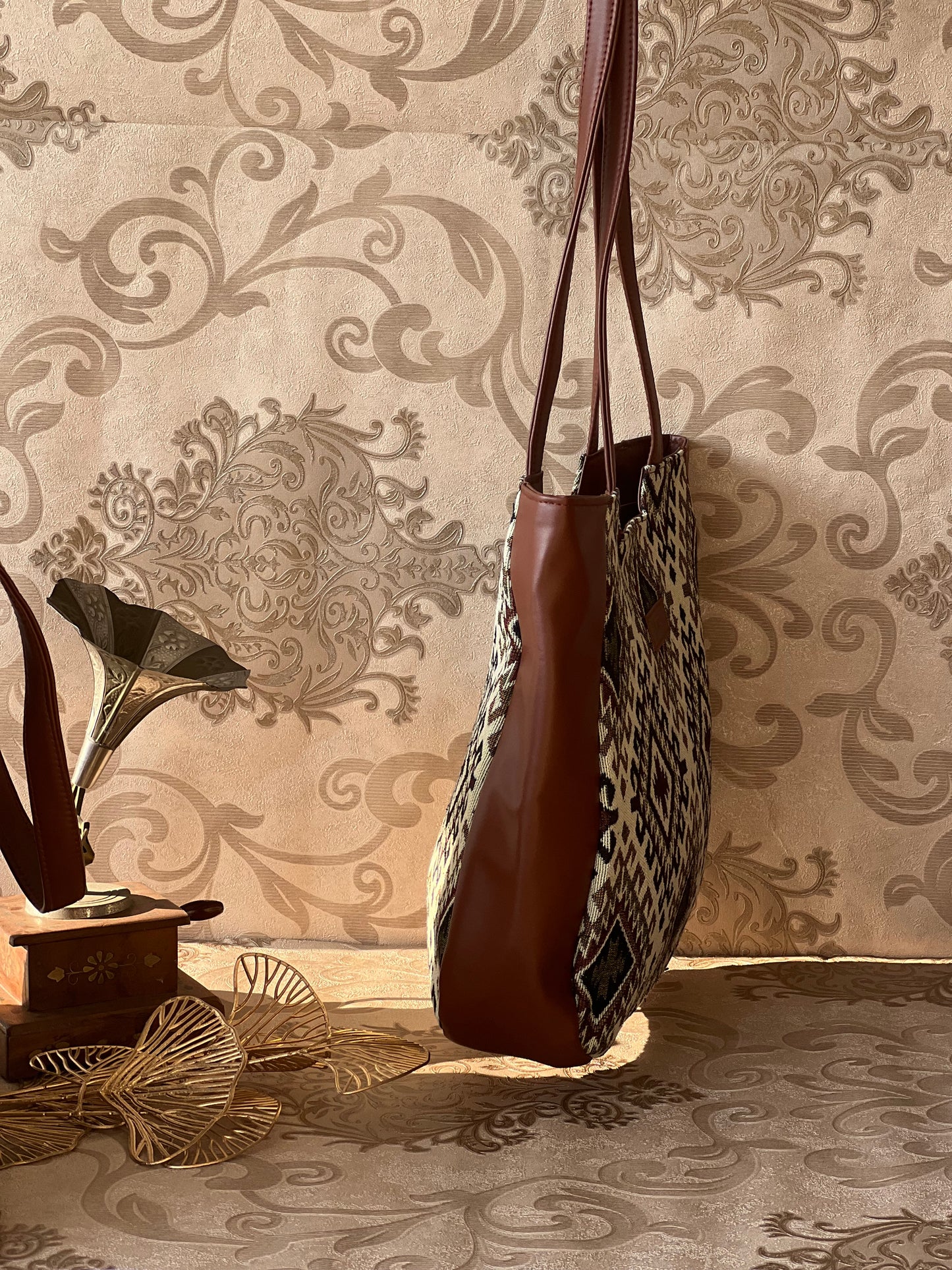 Newbie Tote Shoulder Bag