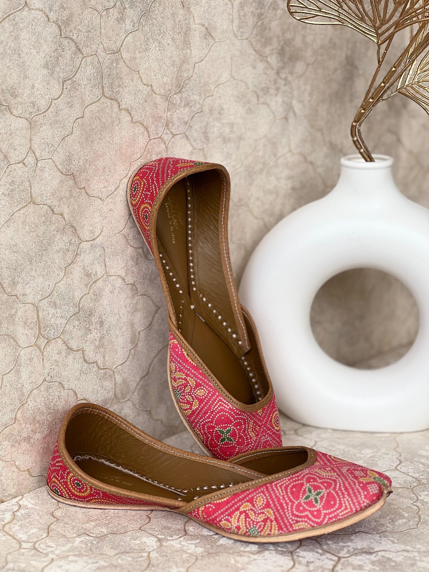 Bandhni Print Rani Juttis