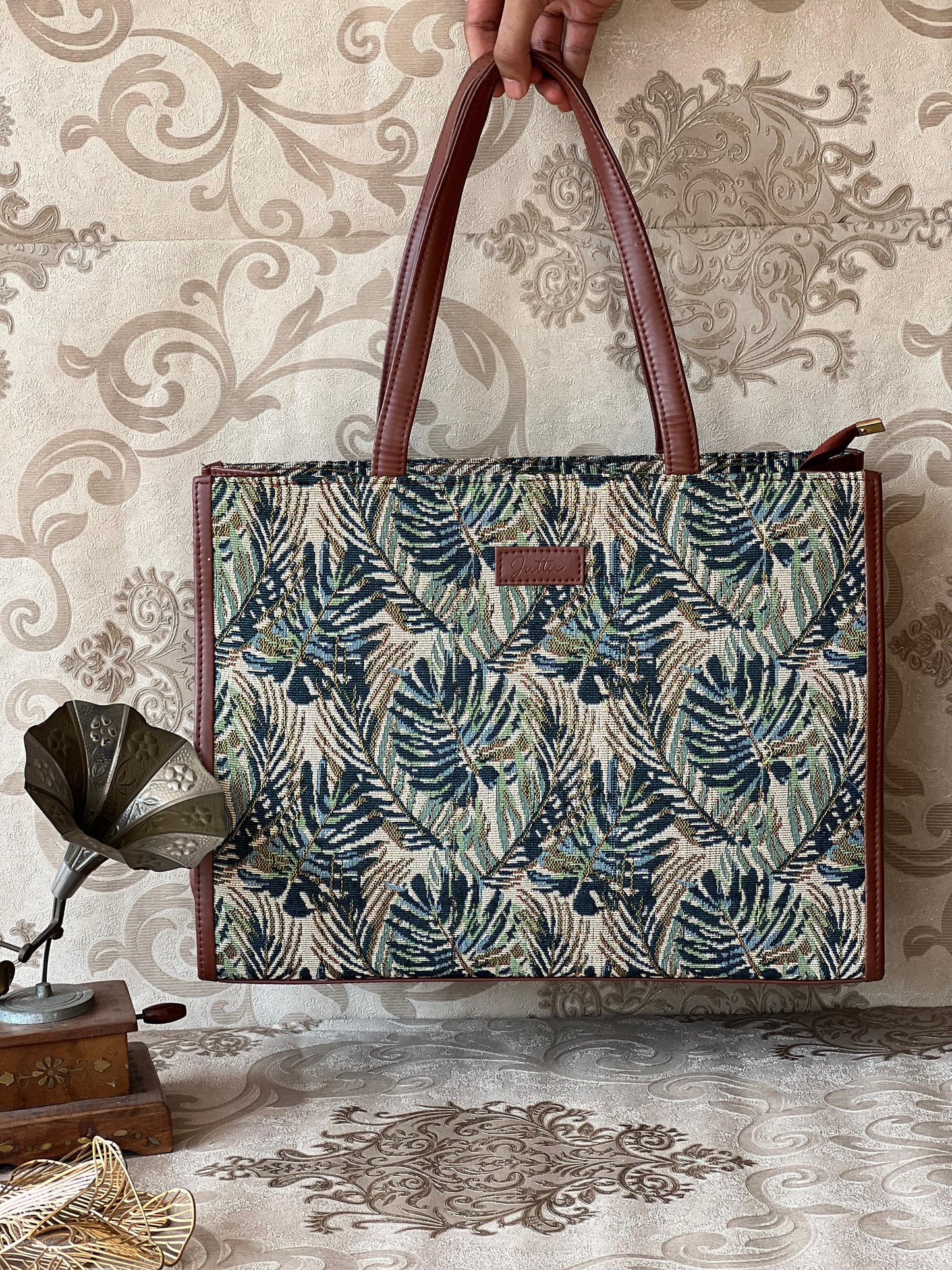 Leafy Tote Bag