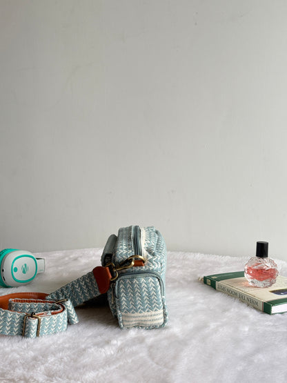 Jullian Beauty Sling